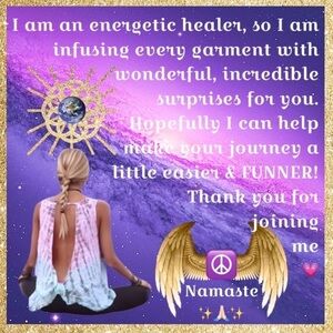 High! I’m Dana 💗 Dworx4u @ Poshmark 🌹